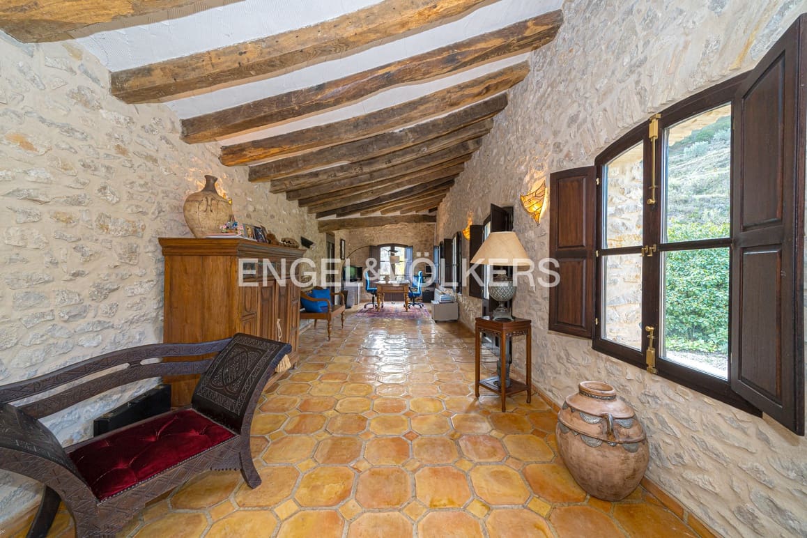 5 quarto Moradia para venda em Relleu com piscina garagem - 2 150 000 € (Ref: 8988919)