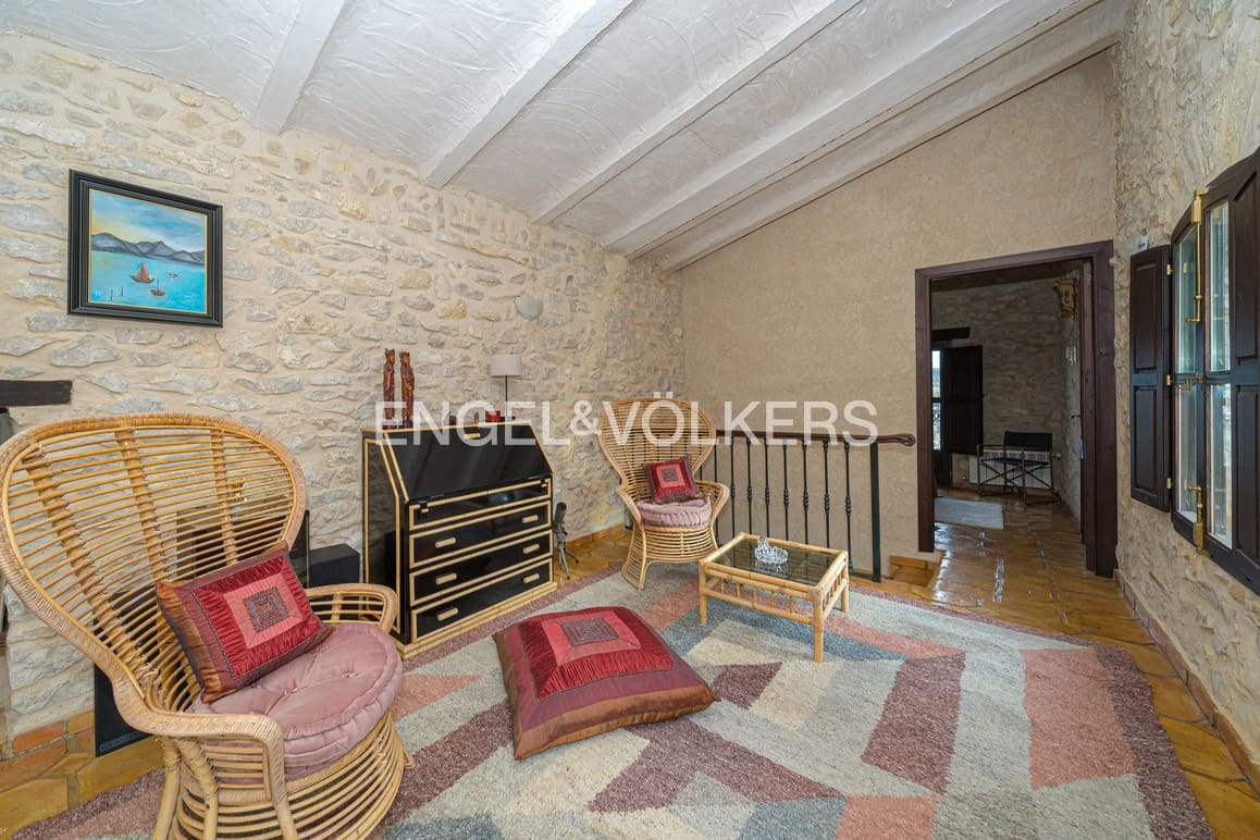 5 quarto Moradia para venda em Relleu com piscina garagem - 2 150 000 € (Ref: 8988919)