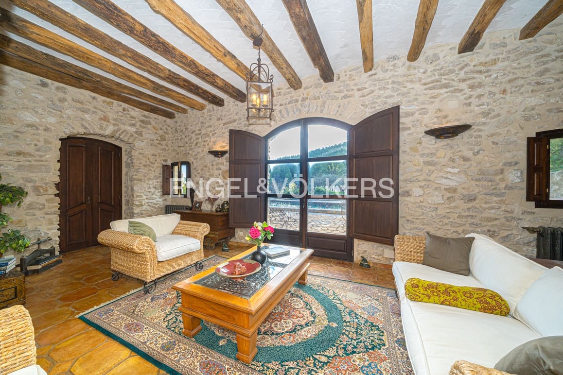 5 quarto Moradia para venda em Relleu com piscina garagem - 2 150 000 € (Ref: 8988919)