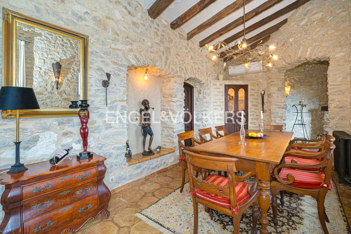 5 quarto Moradia para venda em Relleu com piscina garagem - 2 150 000 € (Ref: 8988919)