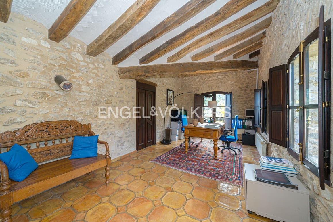 5 quarto Moradia para venda em Relleu com piscina garagem - 2 150 000 € (Ref: 8988919)