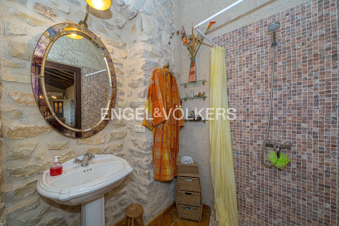 5 quarto Moradia para venda em Relleu com piscina garagem - 2 150 000 € (Ref: 8988919)