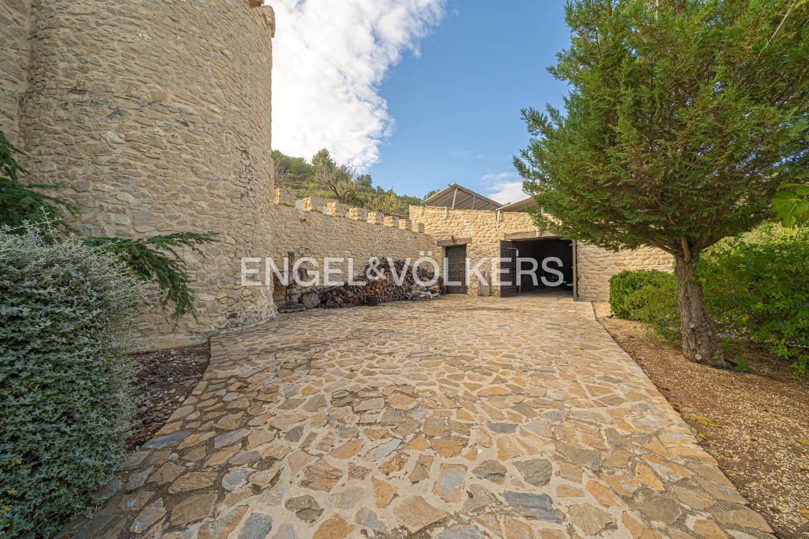 5 quarto Moradia para venda em Relleu com piscina garagem - 2 150 000 € (Ref: 8988919)