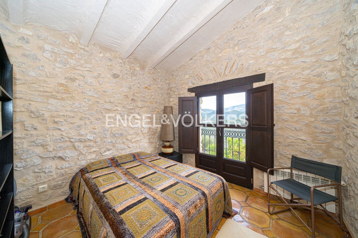 5 quarto Moradia para venda em Relleu com piscina garagem - 1 650 000 € (Ref: 8988919)