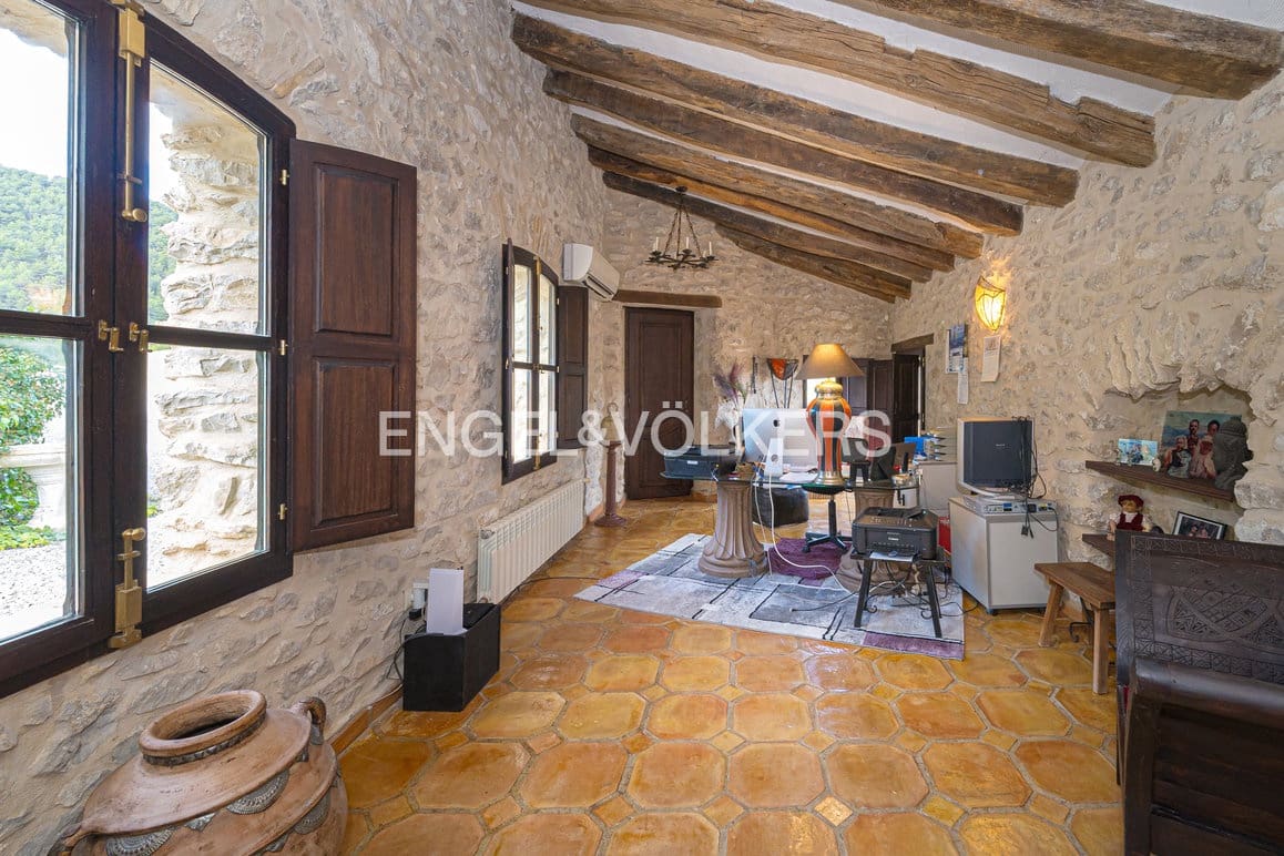 5 quarto Moradia para venda em Relleu com piscina garagem - 1 650 000 € (Ref: 8988919)