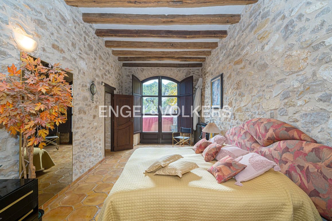 5 quarto Moradia para venda em Relleu com piscina garagem - 1 650 000 € (Ref: 8988919)