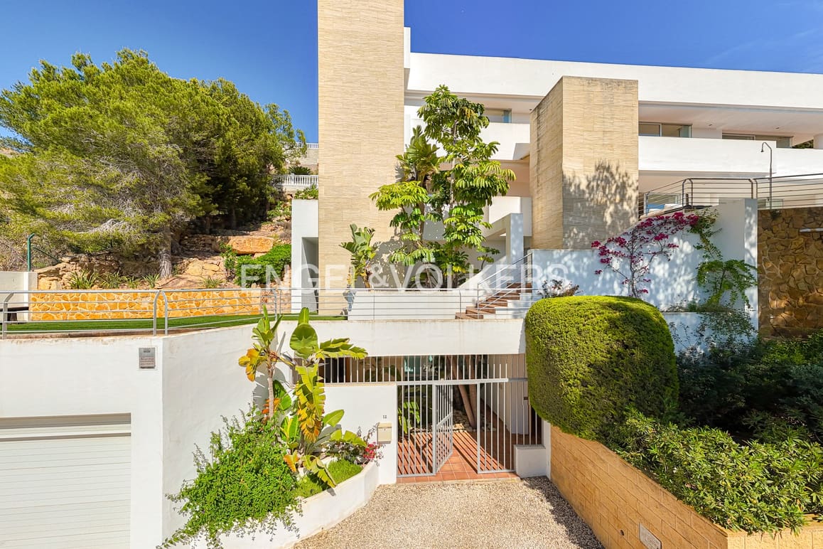 5 soveværelse Villa til salg i Benidorm med swimmingpool garage - € 1.850.000 (Ref: 9009796)