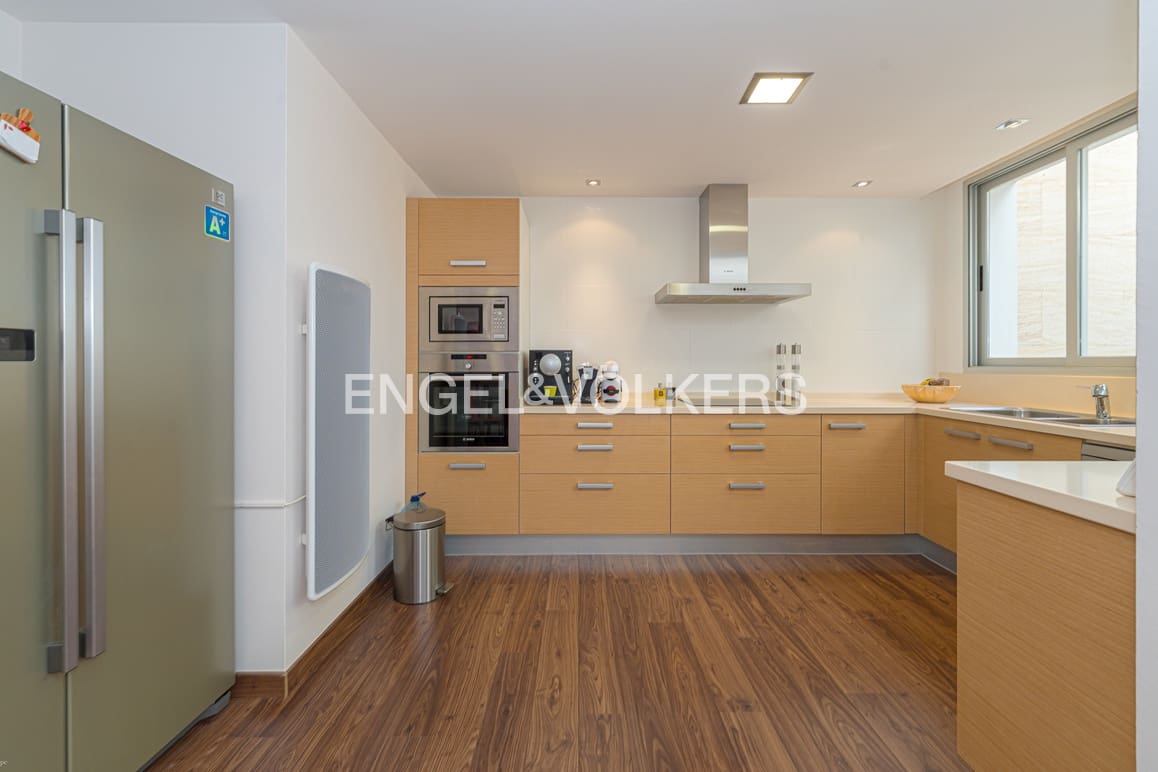 5 soveværelse Villa til salg i Benidorm med swimmingpool garage - € 1.850.000 (Ref: 9009796)