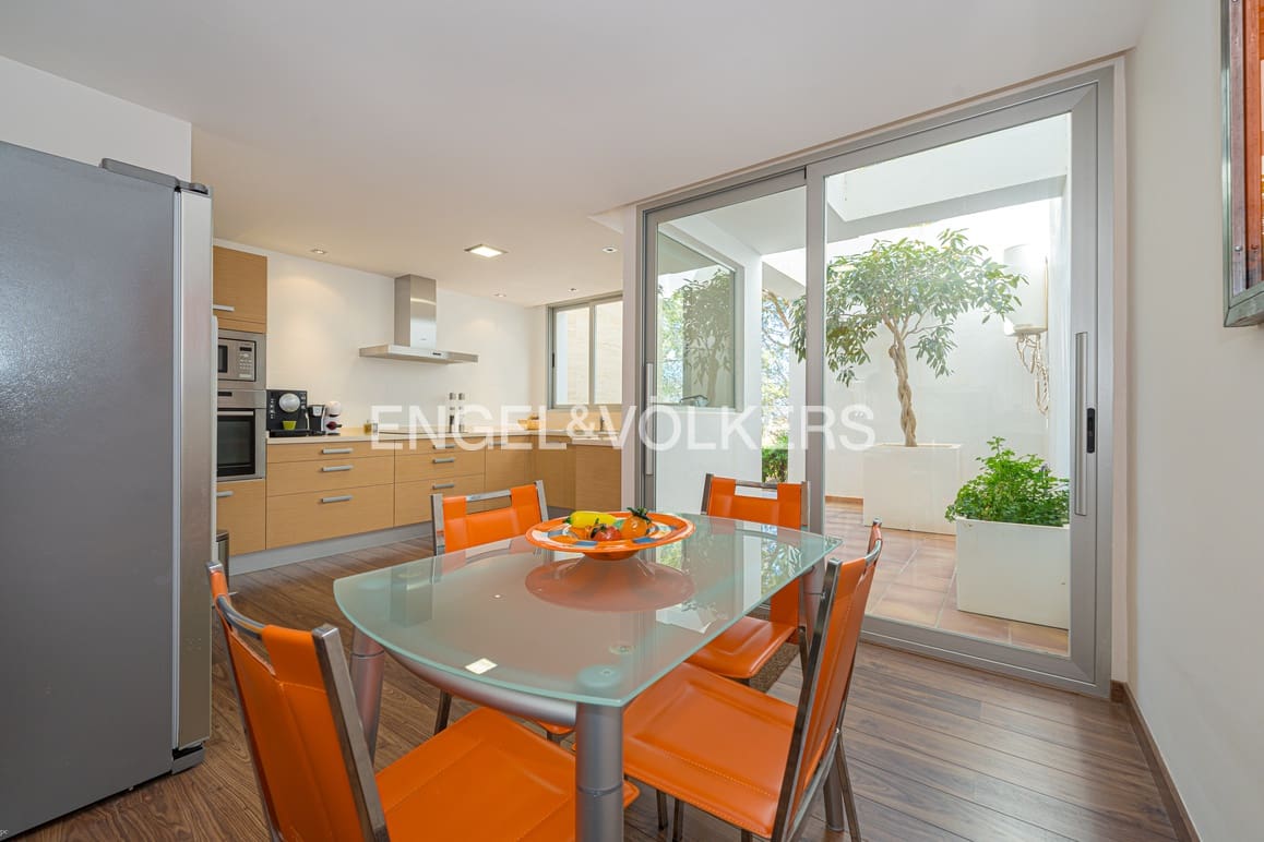 5 soveværelse Villa til salg i Benidorm med swimmingpool garage - € 1.850.000 (Ref: 9009796)