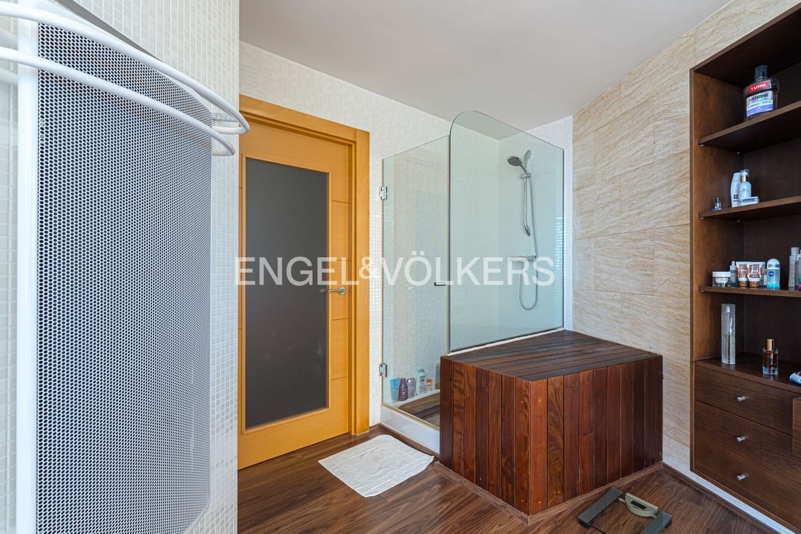 5 soveværelse Villa til salg i Benidorm med swimmingpool garage - € 1.850.000 (Ref: 9009796)