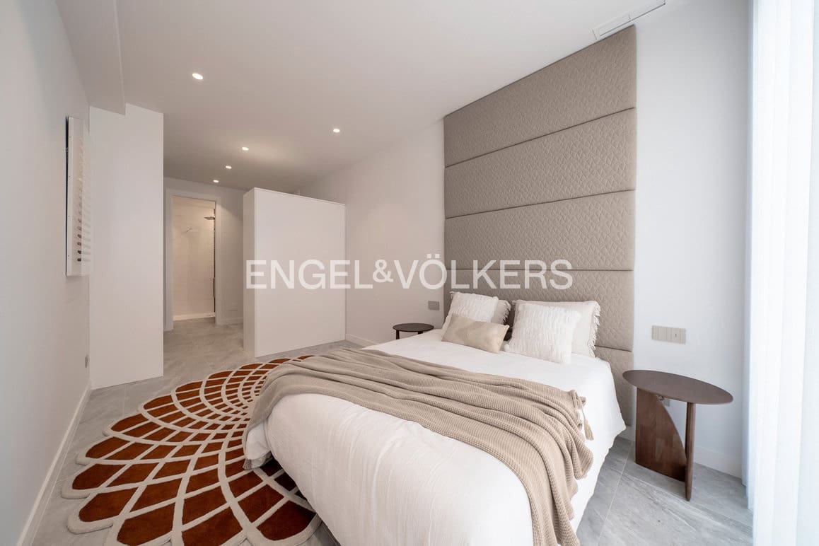 4 soveværelse Villa til salg i Finestrat med swimmingpool garage - € 1.350.000 (Ref: 9021431)