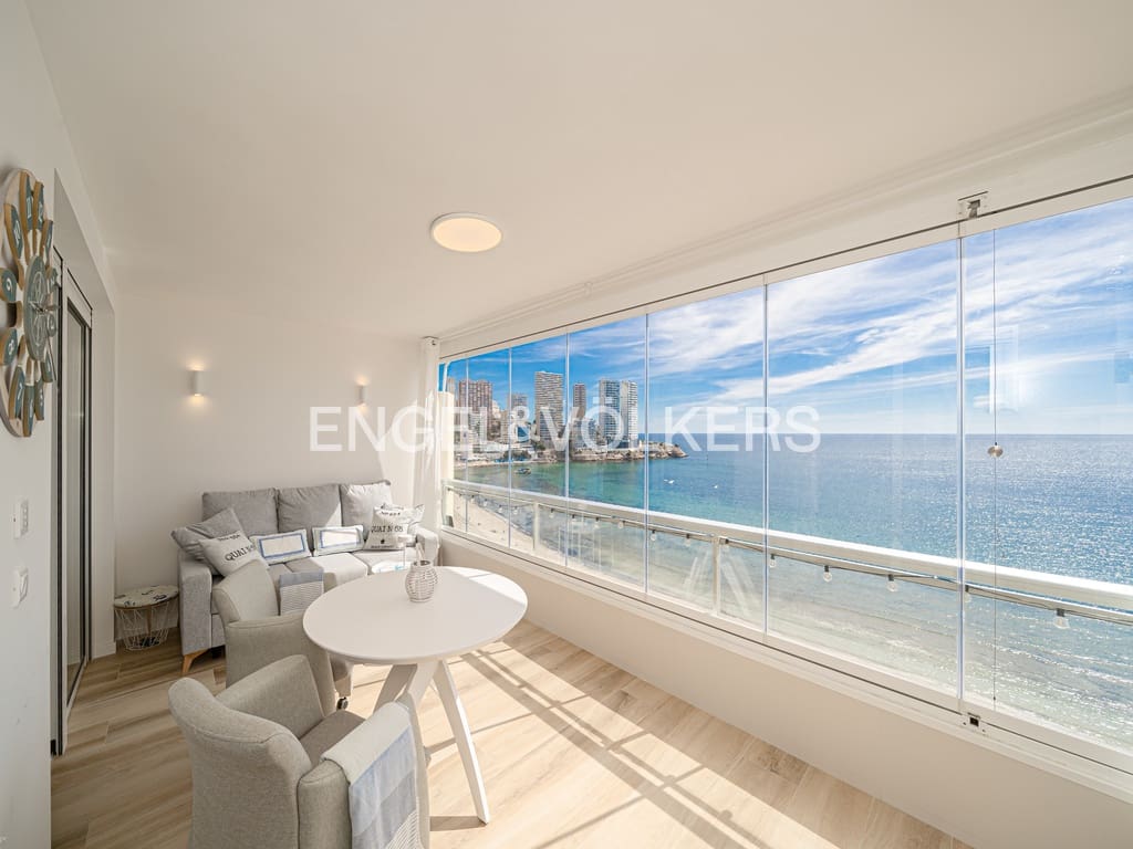 2 slaapkamer Appartement te huur in Benidorm met zwembad garage - € 1.500 (Ref: 9041234)