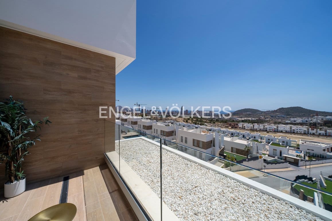 Chalet de 4 habitaciones en Finestrat en venta con piscina garaje - 1.350.000 € (Ref: 9044024)