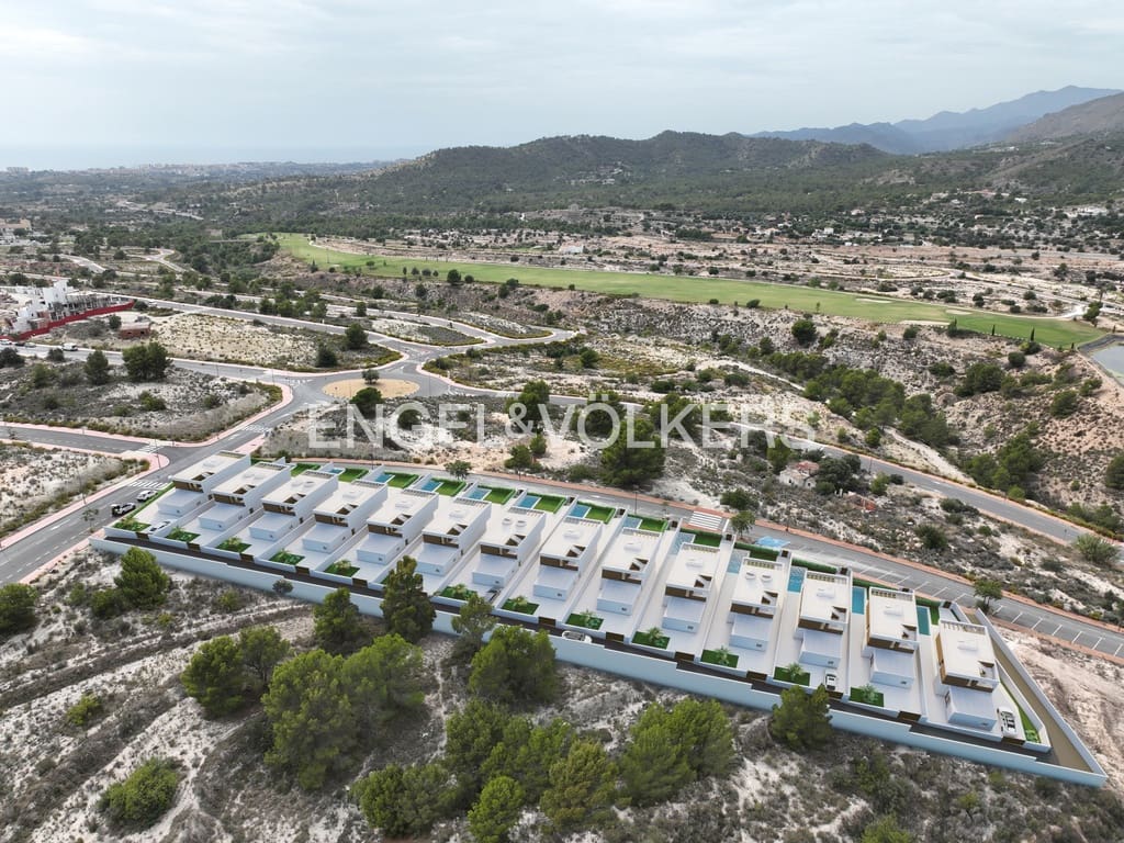 3 makuuhuone Huvila myytävänä paikassa Finestrat mukana uima-altaan 
autotalli - 495 000 € (Ref: 9046362)