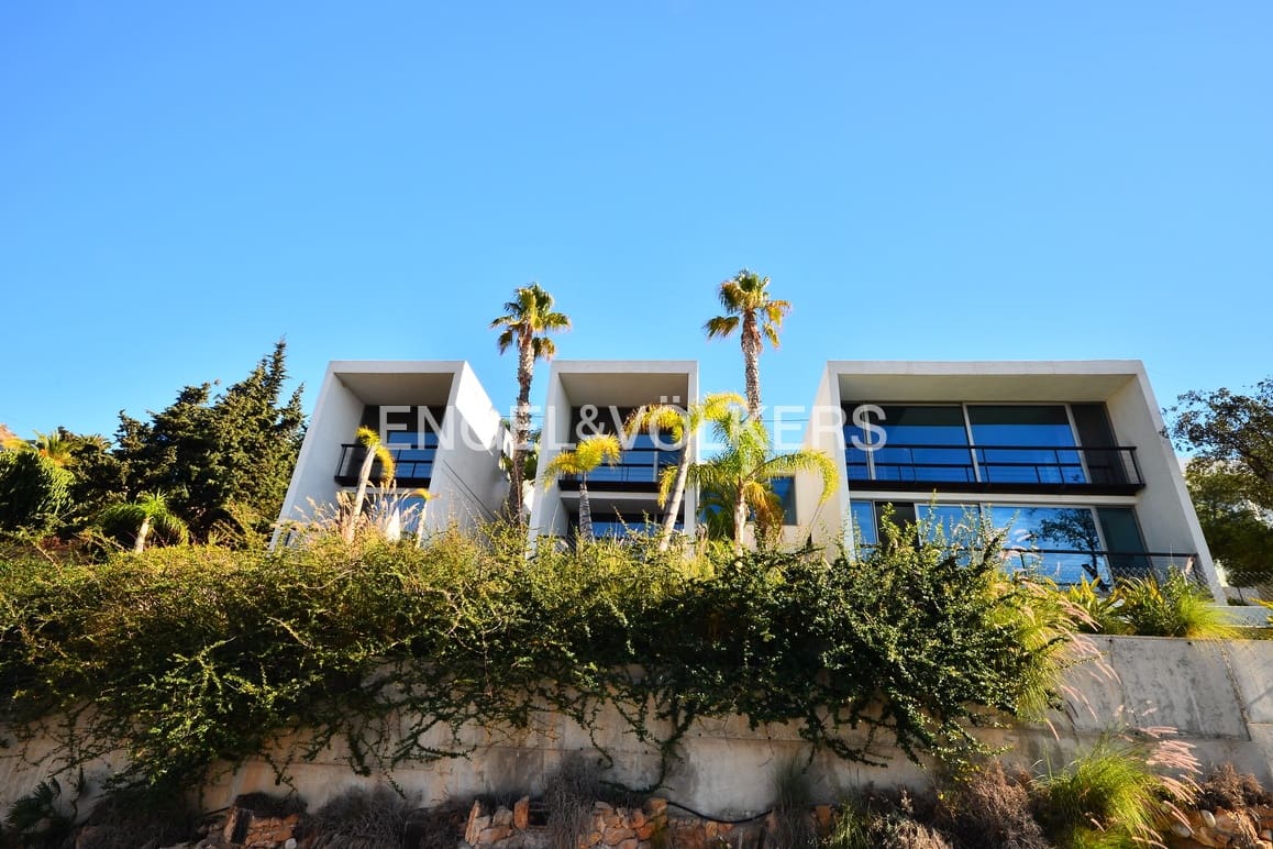 4 soveværelse Villa til salg i Benidorm med swimmingpool garage - € 4.000.000 (Ref: 9057010)