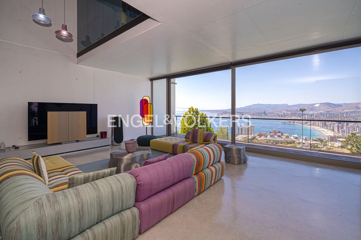 4 soveværelse Villa til salg i Benidorm med swimmingpool garage - € 4.000.000 (Ref: 9057010)