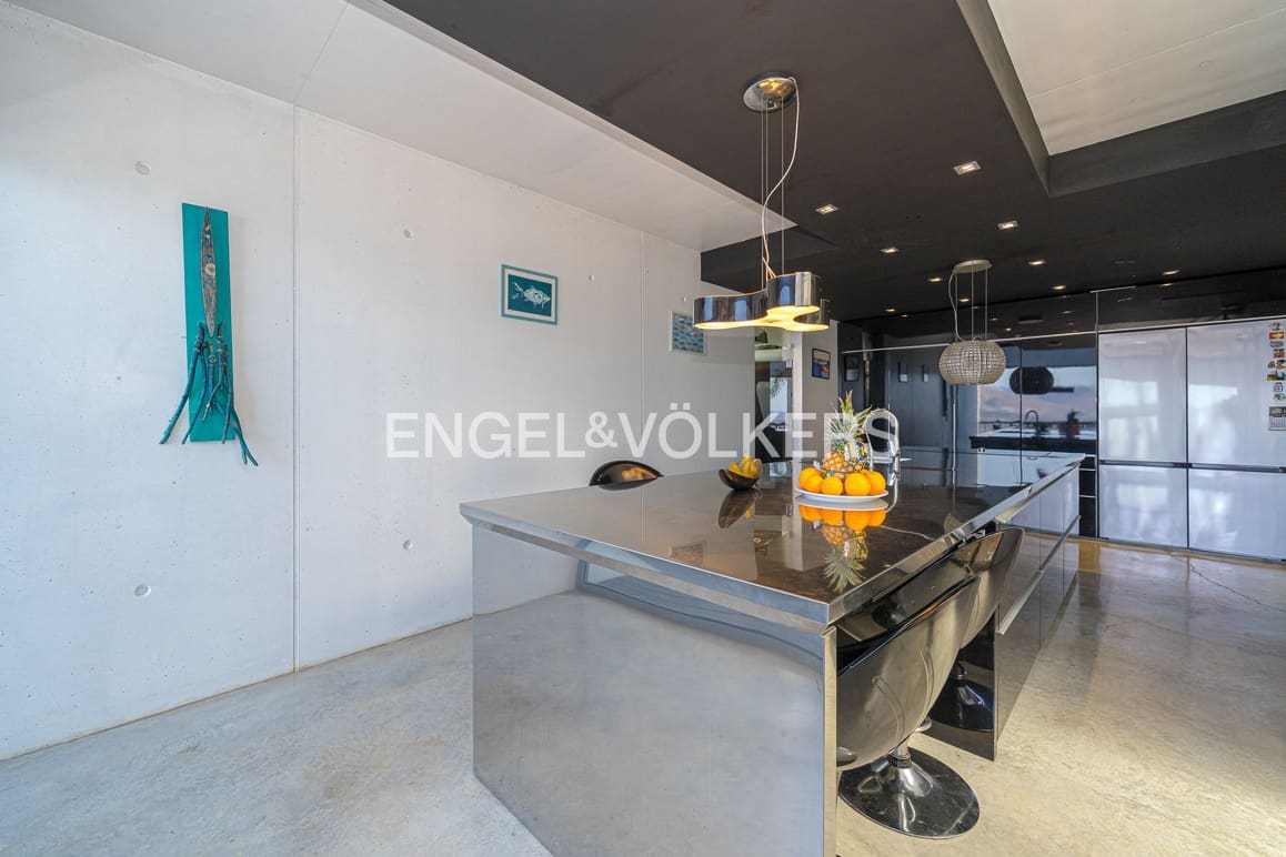 4 soveværelse Villa til salg i Benidorm med swimmingpool garage - € 4.000.000 (Ref: 9057010)