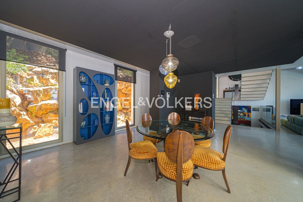 4 soveværelse Villa til salg i Benidorm med swimmingpool garage - € 4.000.000 (Ref: 9057010)