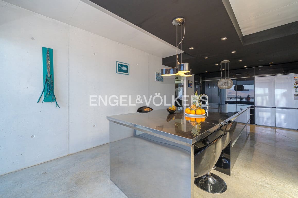 4 Zimmer Villa zu verkaufen in Benidorm mit Pool Garage - 4.000.000 € (Ref: 9057010)