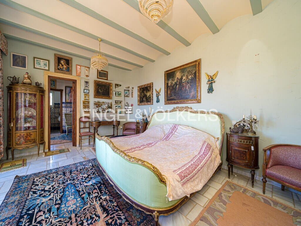 5 bedroom Villa for sale in Finestrat with pool garage - € 1,290,000 (Ref: 9064534)