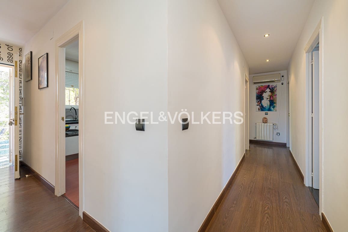 12 makuuhuone Huvila myytävänä paikassa Albir mukana uima-altaan 
autotalli - 1 250 000 € (Ref: 9076911)