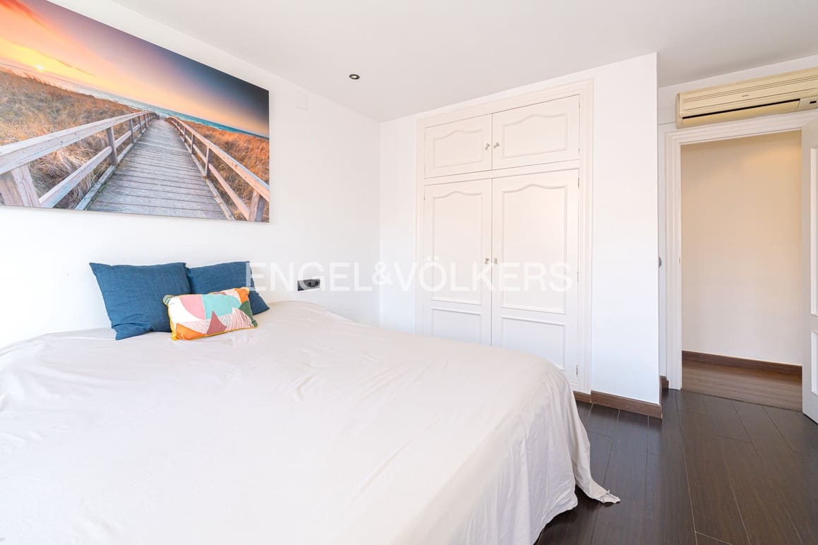 12 makuuhuone Huvila myytävänä paikassa Albir mukana uima-altaan 
autotalli - 1 250 000 € (Ref: 9076911)