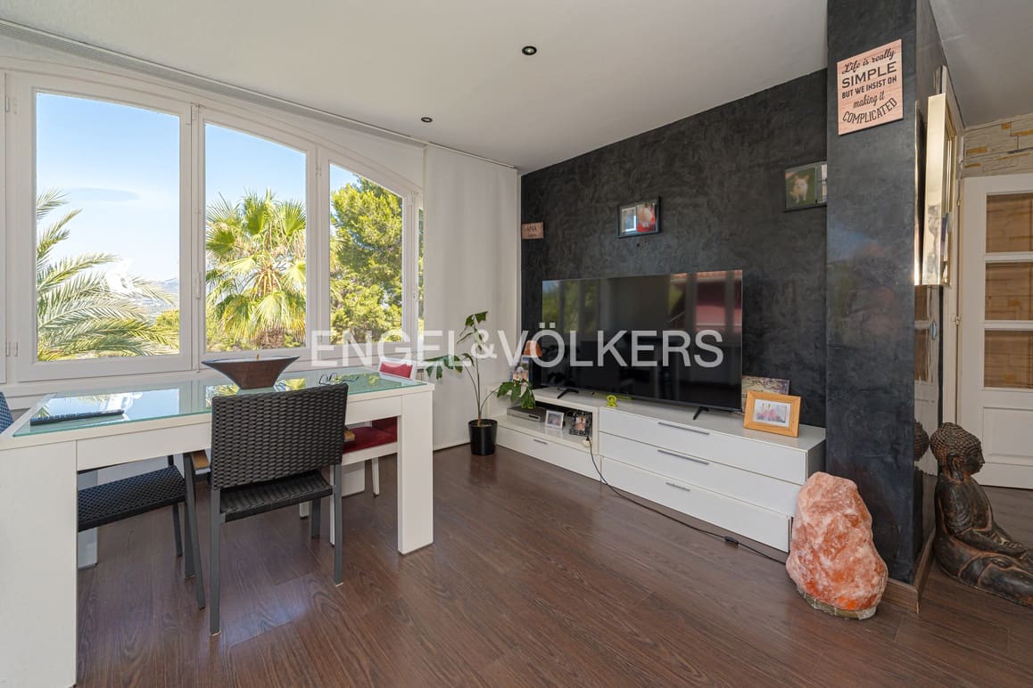 12 makuuhuone Huvila myytävänä paikassa Albir mukana uima-altaan 
autotalli - 1 250 000 € (Ref: 9076911)