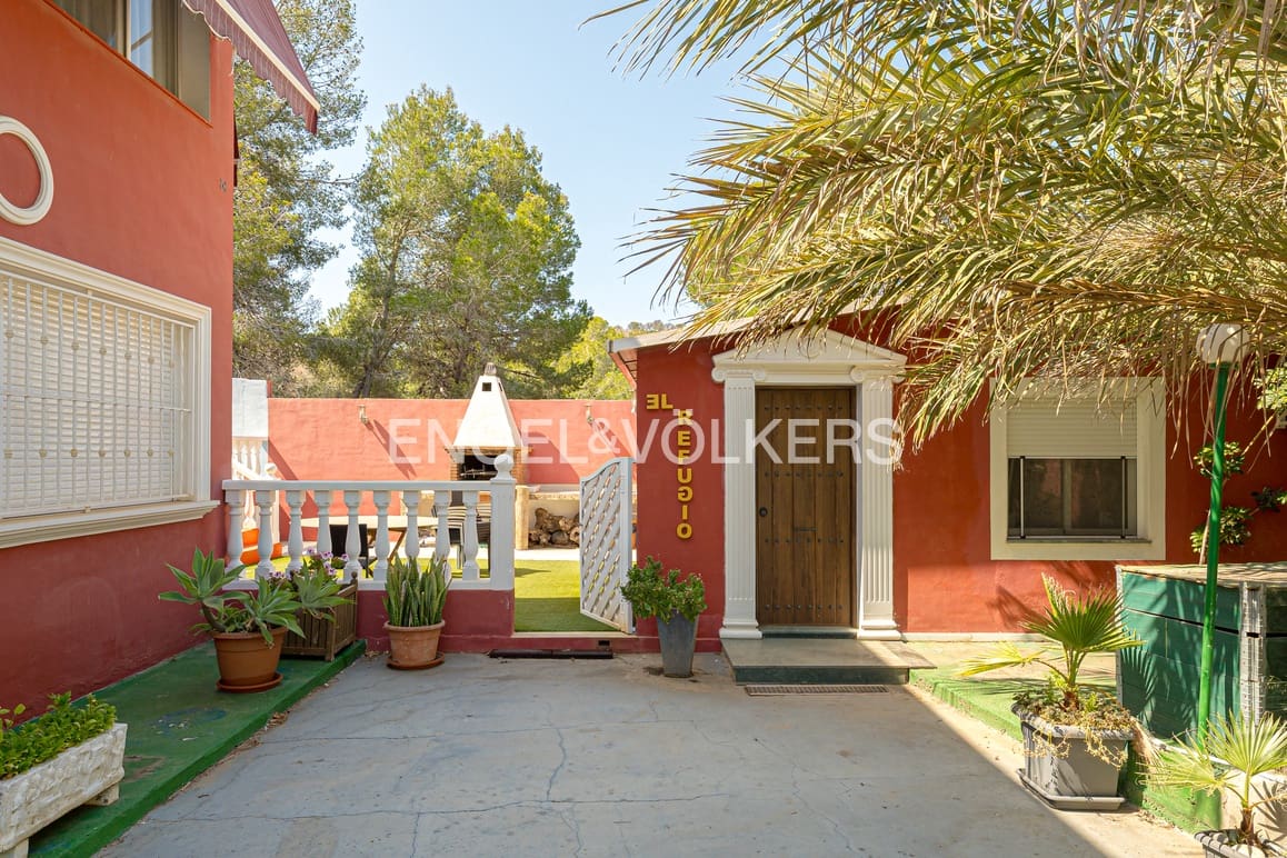 12 makuuhuone Huvila myytävänä paikassa Albir mukana uima-altaan 
autotalli - 1 250 000 € (Ref: 9076911)