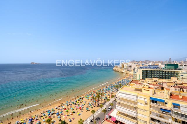 3 makuuhuone Huoneisto myytävänä paikassa Benidorm mukana 
autotalli - 525 000 € (Ref: 9076912)