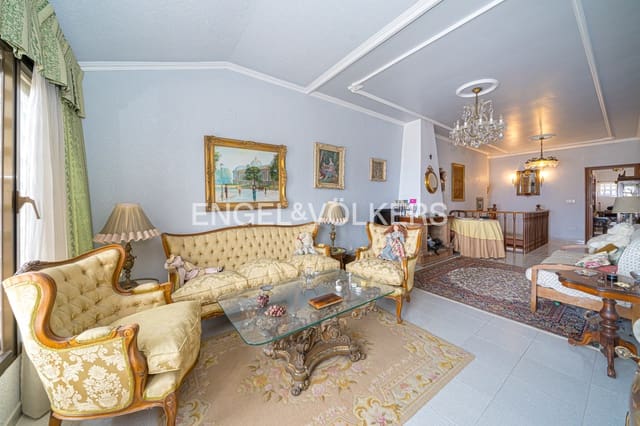 4 quarto Apartamento para venda em Benidorm com piscina - 600 000 € (Ref: 9086211)