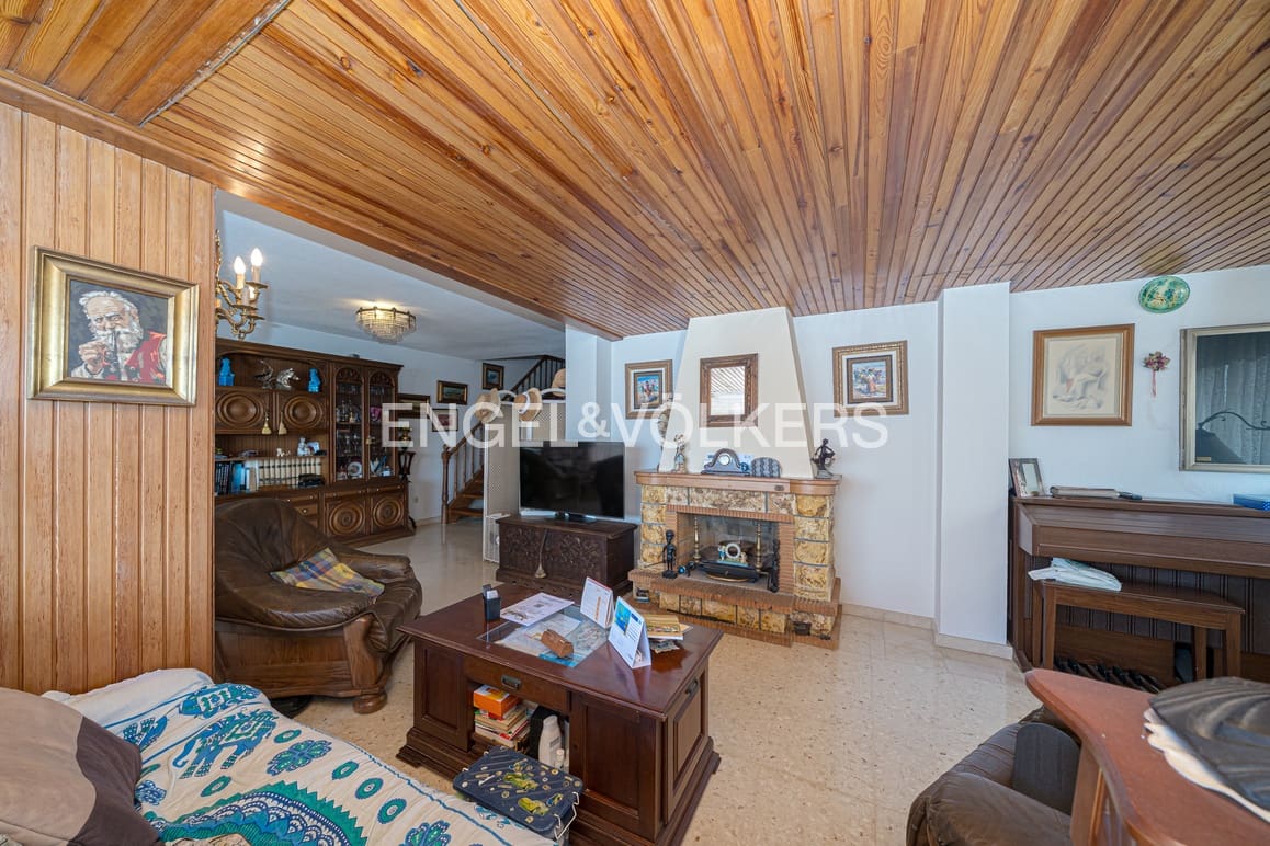 4 soveværelse Lejlighed til salg i Benidorm med swimmingpool - € 600.000 (Ref: 9086211)