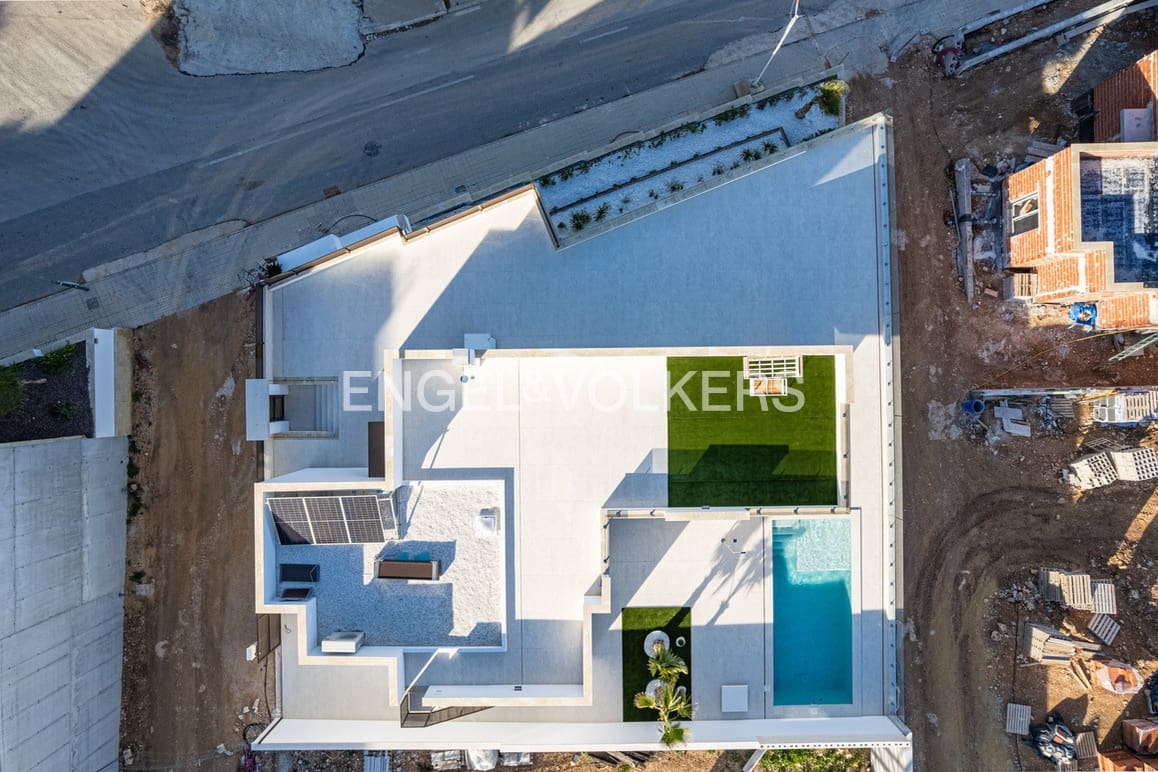 Casa de 3 habitaciones en Polop en venta con piscina garaje - 659.000 € (Ref: 9109226)