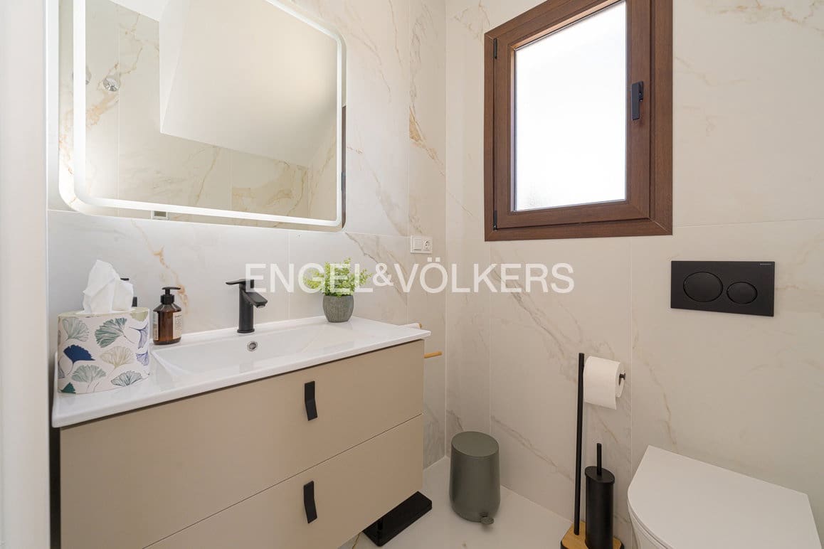 3 bedroom Villa for sale in Polop with pool garage - € 598,000 (Ref: 9109227)