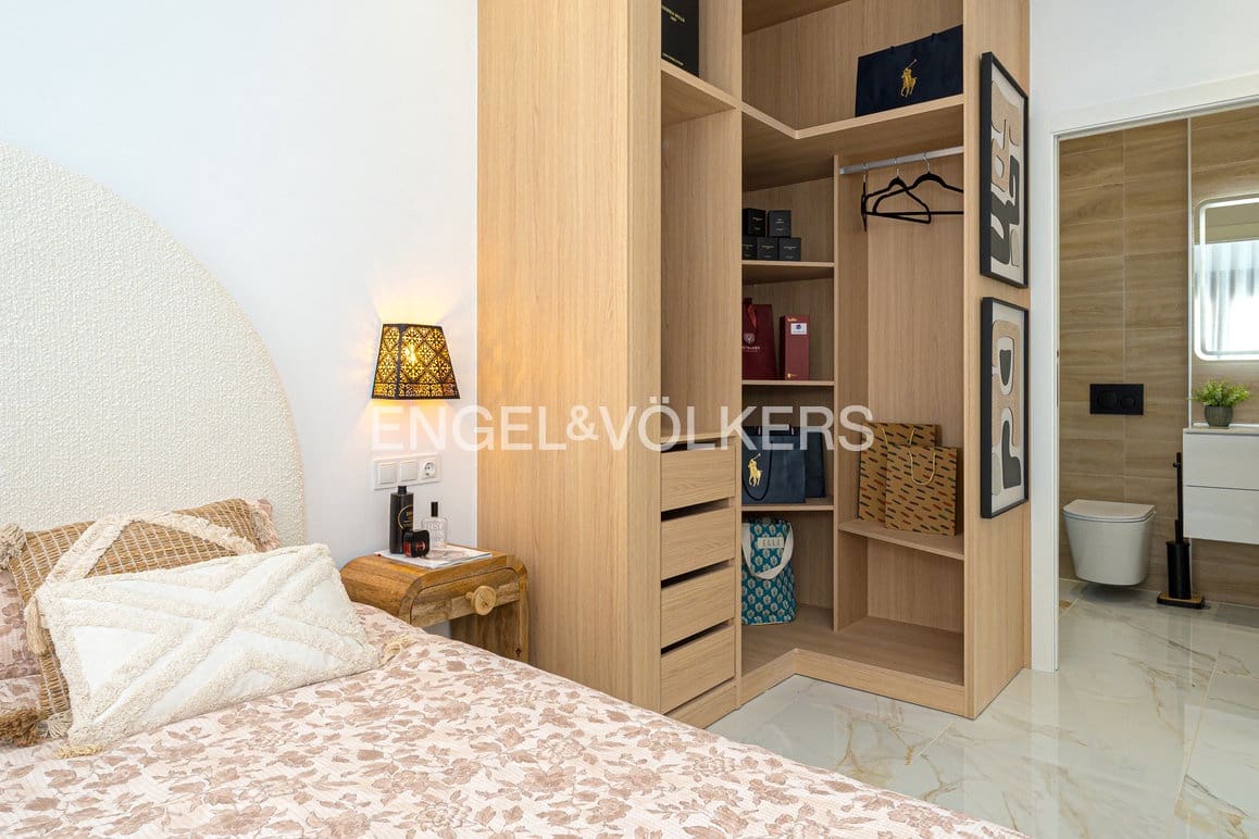 3 bedroom Villa for sale in Polop with pool garage - € 598,000 (Ref: 9109227)