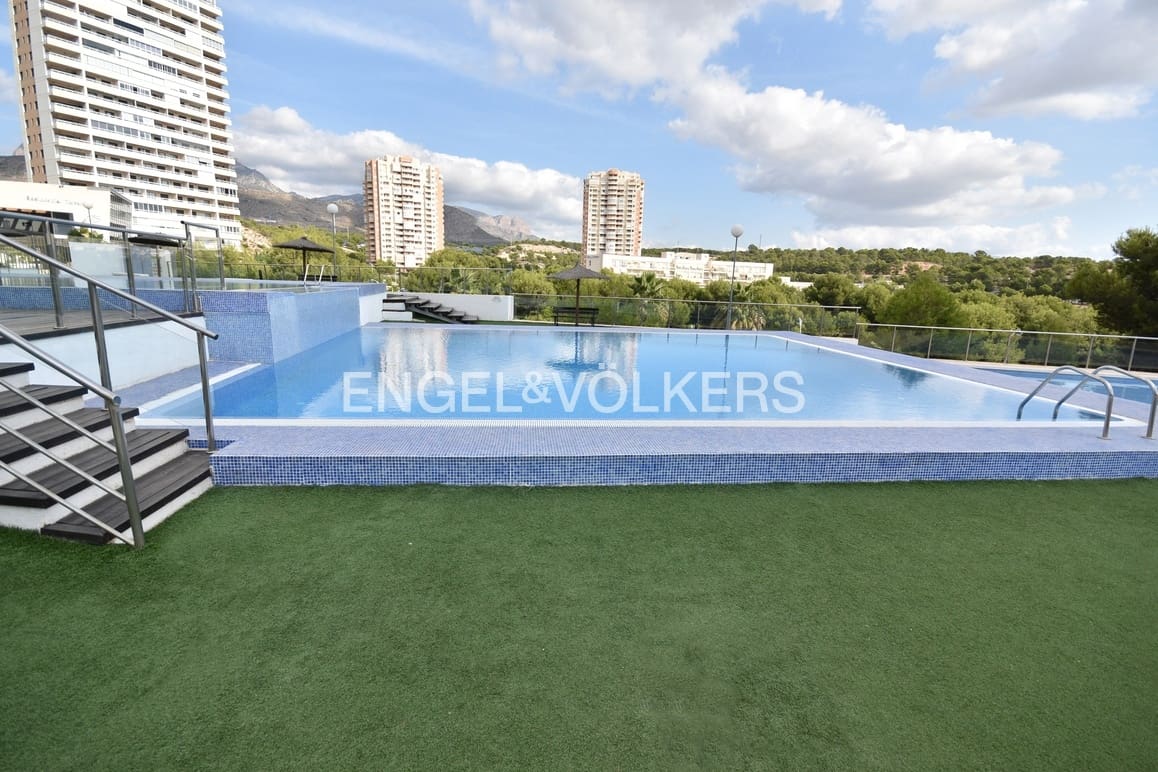 1 soveværelse Lejlighed til salg i Benidorm med swimmingpool garage - € 275.000 (Ref: 9113379)