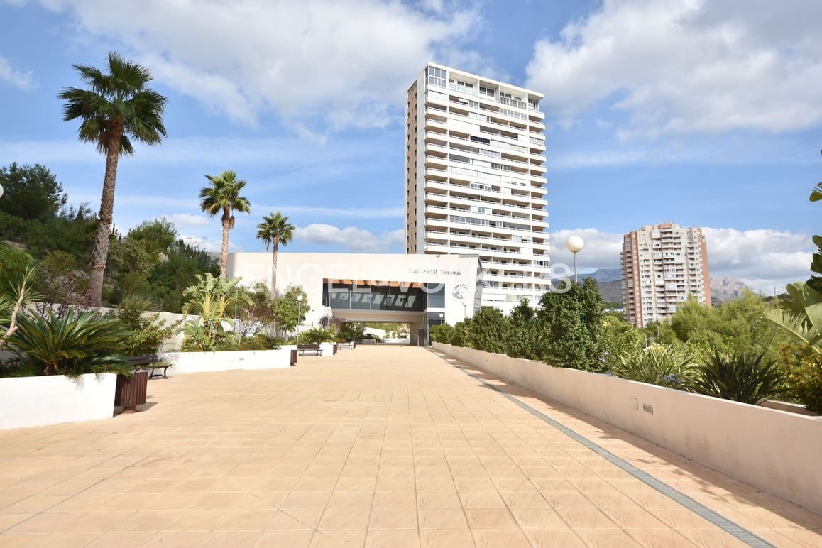 1 soveværelse Lejlighed til salg i Benidorm med swimmingpool garage - € 275.000 (Ref: 9113379)