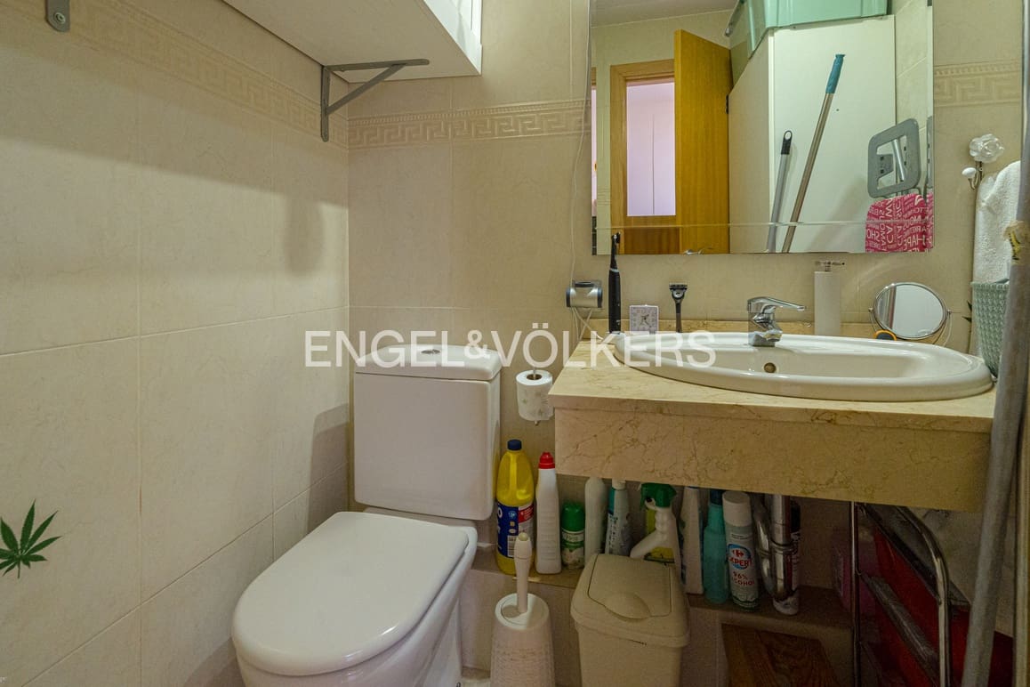 1 soveværelse Lejlighed til salg i Benidorm med swimmingpool garage - € 275.000 (Ref: 9113379)