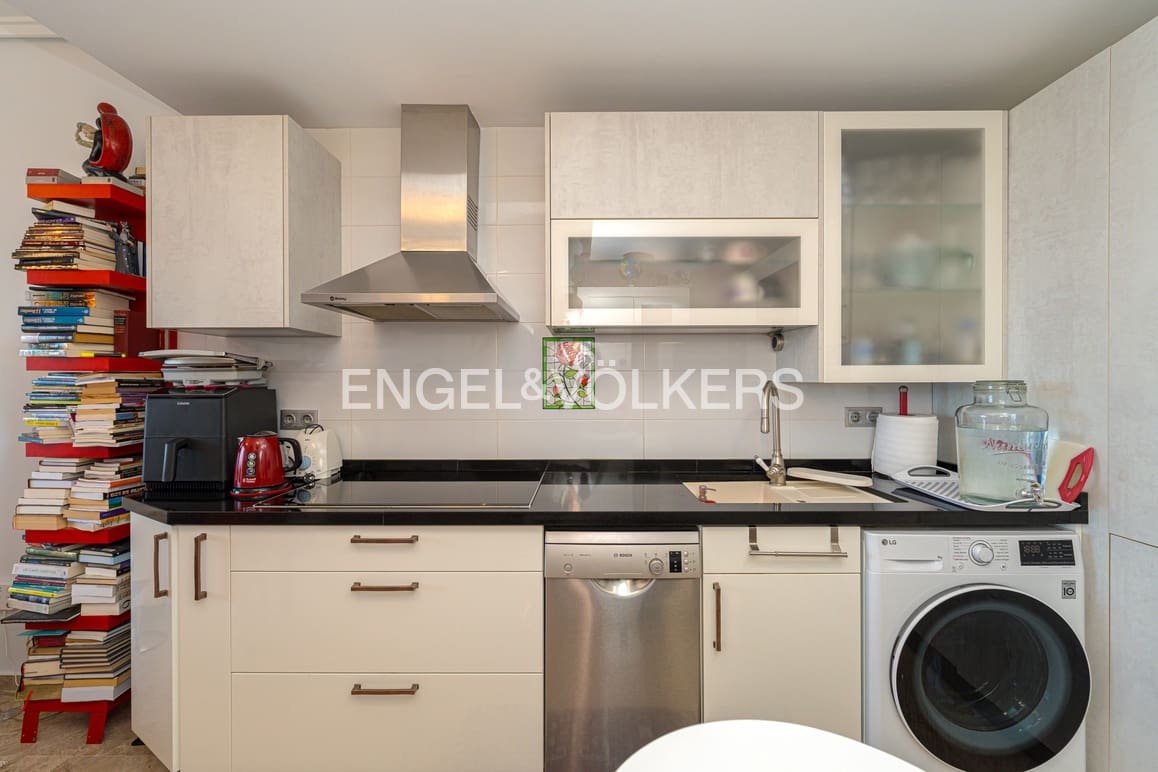 1 soveværelse Lejlighed til salg i Benidorm med swimmingpool garage - € 275.000 (Ref: 9113379)