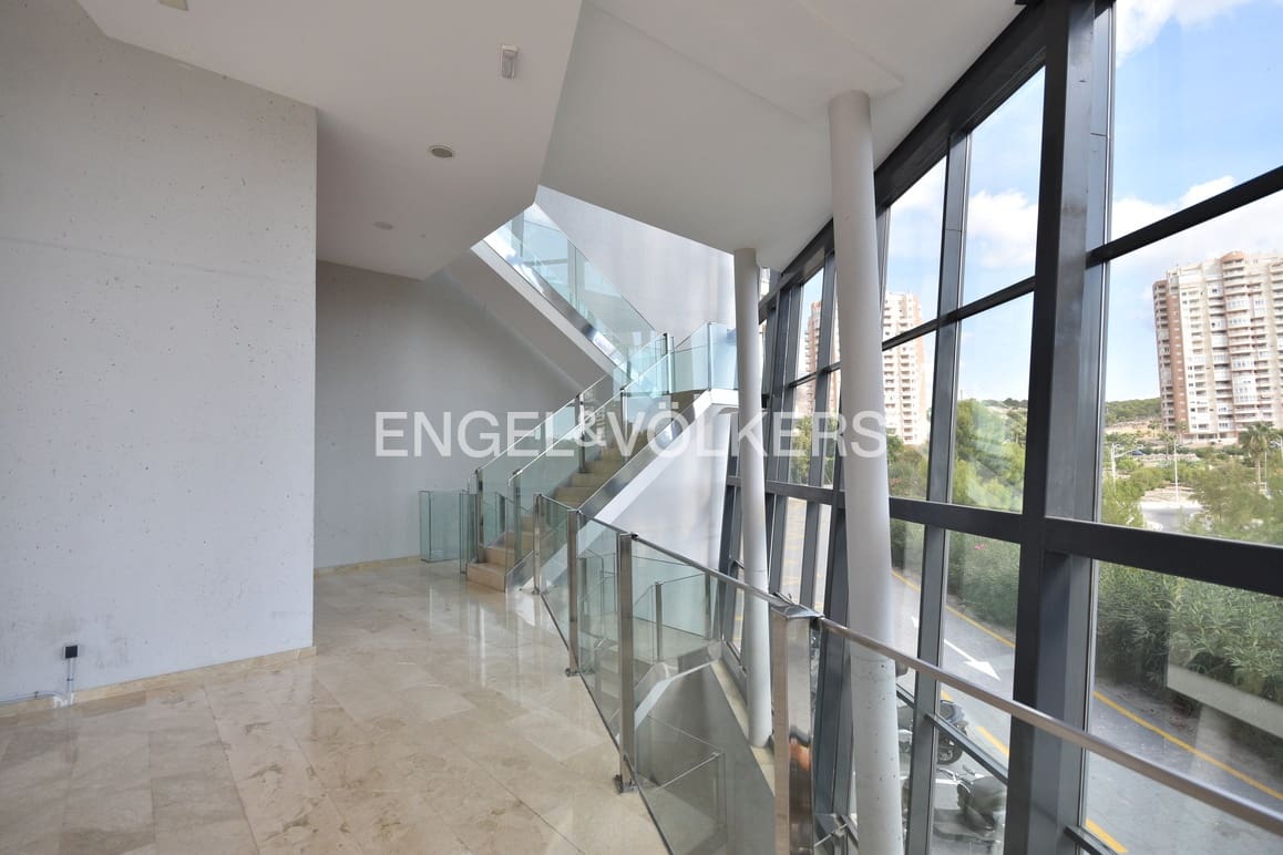 1 soveværelse Lejlighed til salg i Benidorm med swimmingpool garage - € 275.000 (Ref: 9113379)