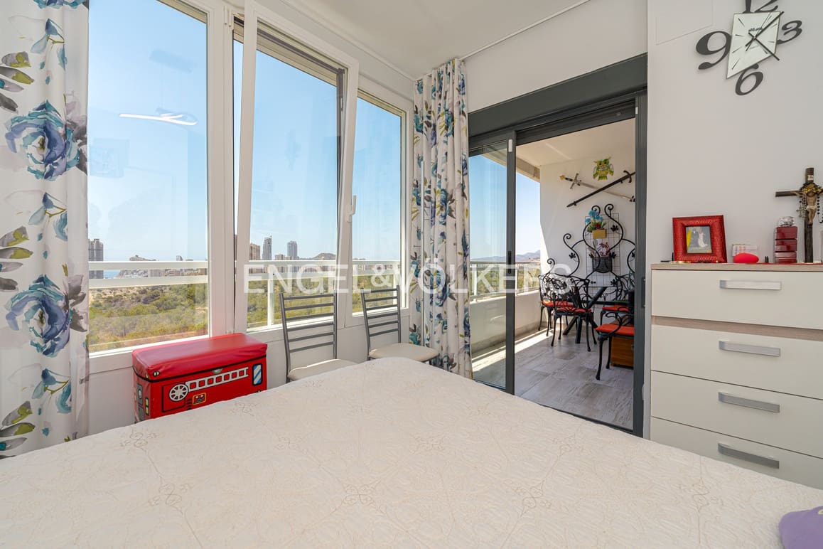 1 soveværelse Lejlighed til salg i Benidorm med swimmingpool garage - € 275.000 (Ref: 9113379)