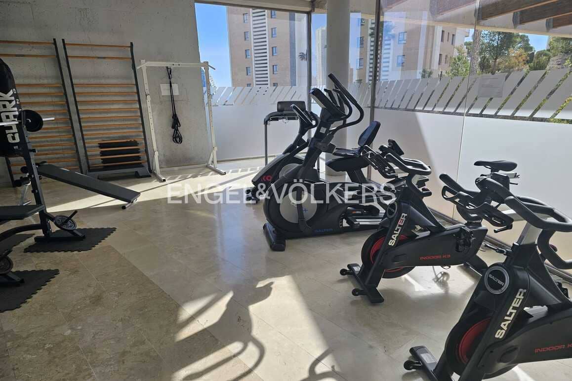 1 soveværelse Lejlighed til salg i Benidorm med swimmingpool garage - € 275.000 (Ref: 9113379)