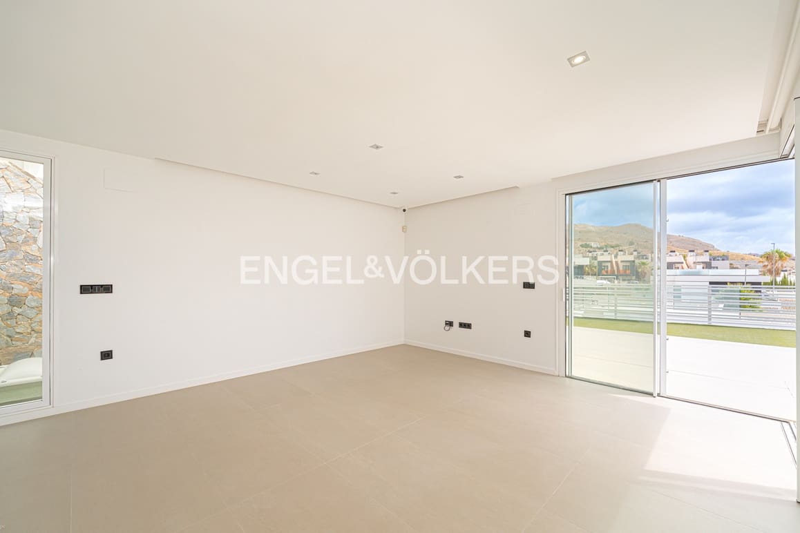 5 soveværelse Villa til salg i Finestrat med swimmingpool garage - € 990.000 (Ref: 9125723)