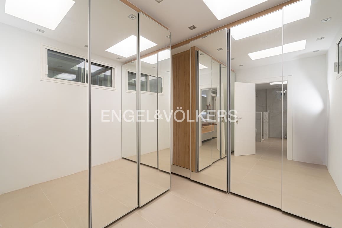 5 soveværelse Villa til salg i Finestrat med swimmingpool garage - € 990.000 (Ref: 9125723)