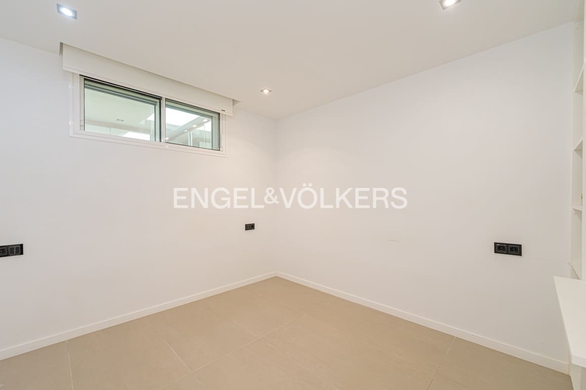 5 soveværelse Villa til salg i Finestrat med swimmingpool garage - € 990.000 (Ref: 9125723)