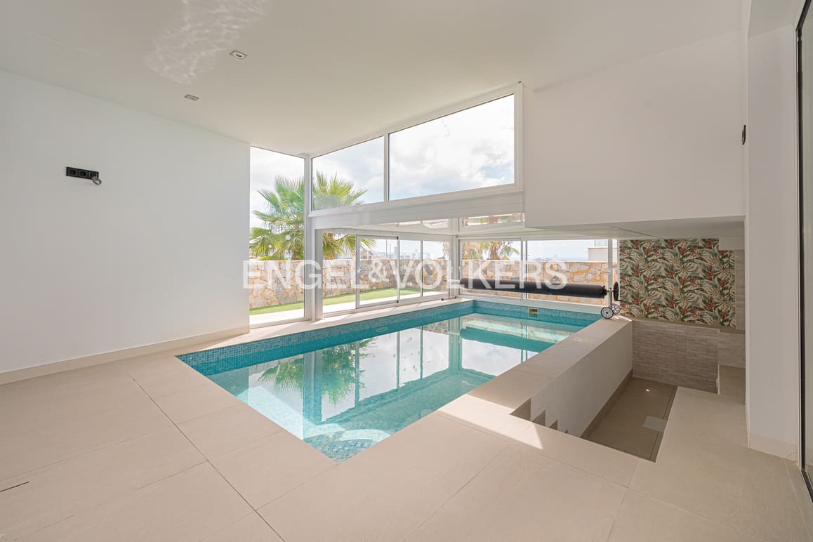 5 soveværelse Villa til salg i Finestrat med swimmingpool garage - € 990.000 (Ref: 9125723)