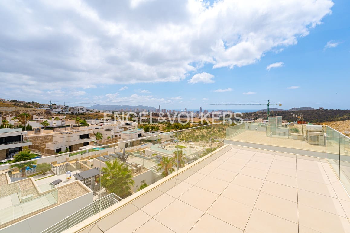 5 soveværelse Villa til salg i Finestrat med swimmingpool garage - € 990.000 (Ref: 9125723)