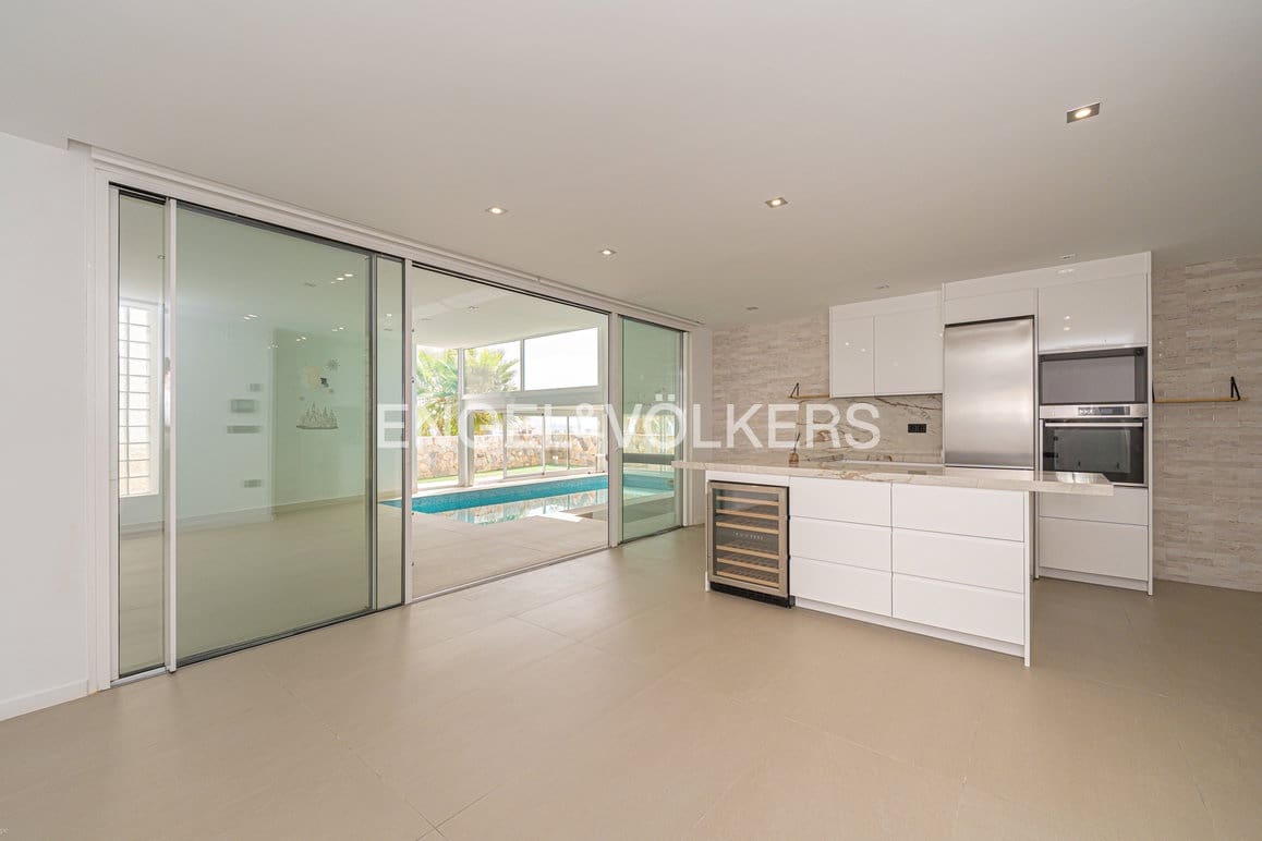 Chalet de 5 habitaciones en Finestrat en venta con piscina garaje - 875.000 € (Ref: 9125723)