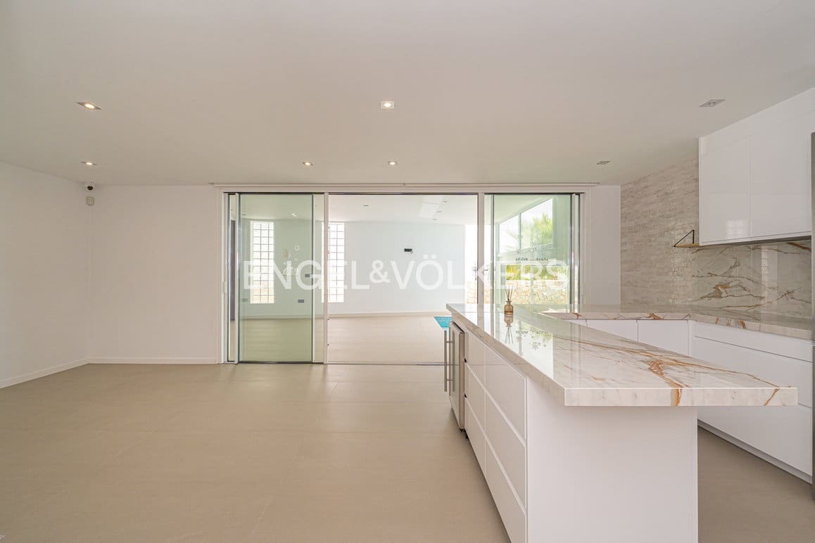 Chalet de 5 habitaciones en Finestrat en venta con piscina garaje - 875.000 € (Ref: 9125723)