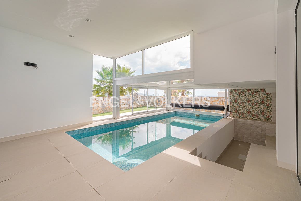 Chalet de 5 habitaciones en Finestrat en venta con piscina garaje - 875.000 € (Ref: 9125723)