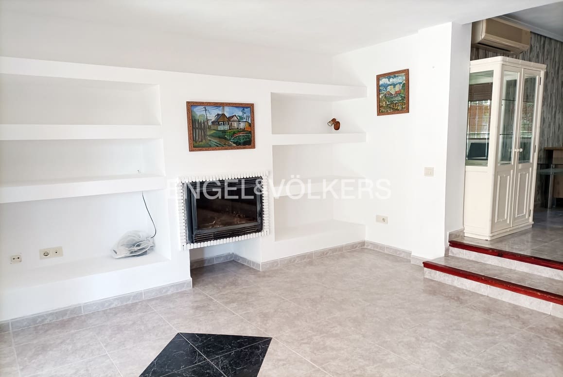 5 soveværelse Byhus til salg i Benidorm med swimmingpool garage - € 480.000 (Ref: 9128893)